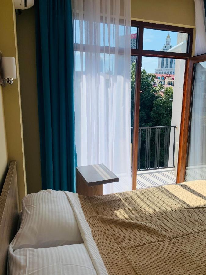Downtown Batumi Apartment Екстер'єр фото