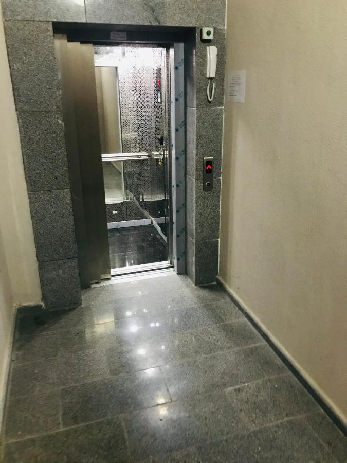 Downtown Batumi Apartment Екстер'єр фото
